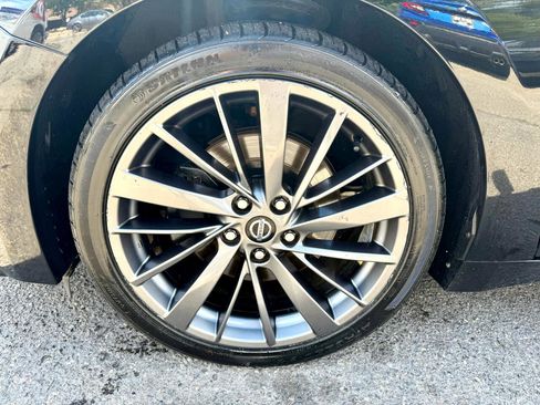 Used 2019 Nissan Maxima Platinum w/ Reserve Package image 10