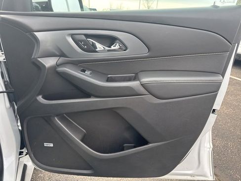 Used 2019 Chevrolet Traverse Premier image 21