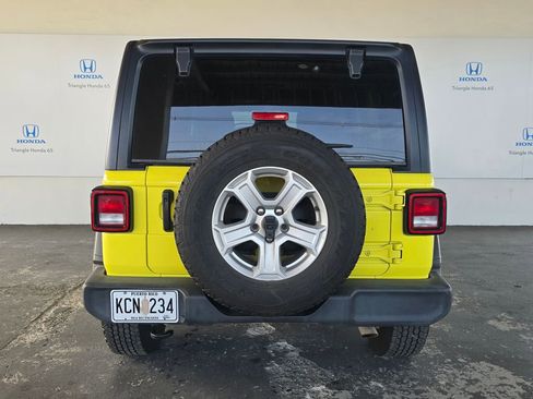 Used 2023 Jeep Wrangler Unlimited Sport AWD/4WD image 26
