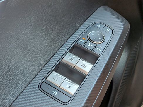 Used 2023 Mitsubishi Outlander SE AWD/4WD image 22