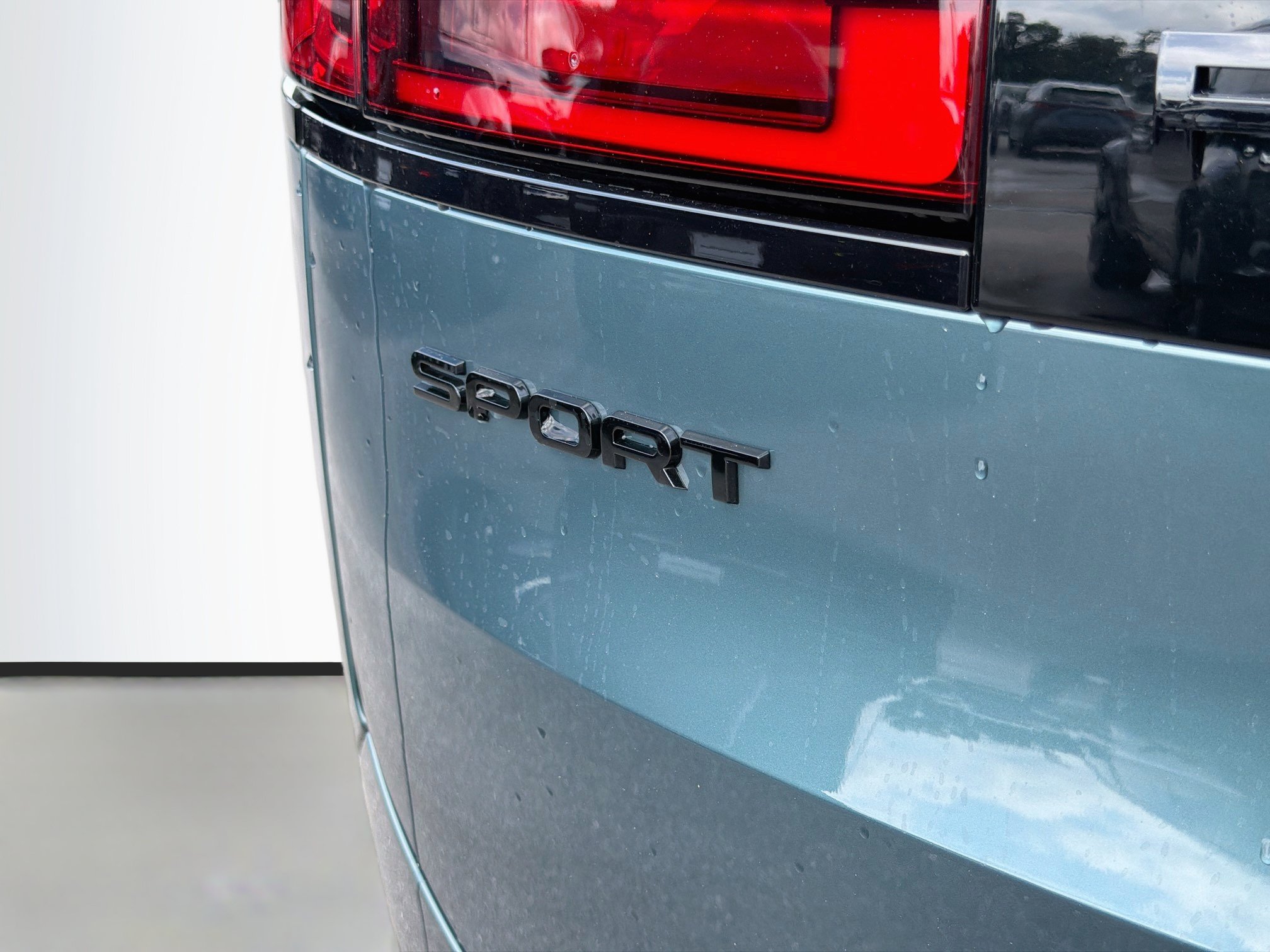 New 2027 Land Rover Range Rover Sport SE AWD/4WD image 11
