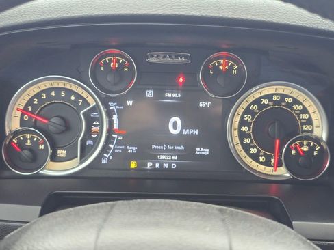 Used 2017 RAM 1500 Laramie w/ Convenience Group image 24