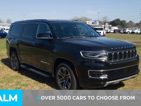 Used 2024 Jeep Wagoneer L Series II image 2