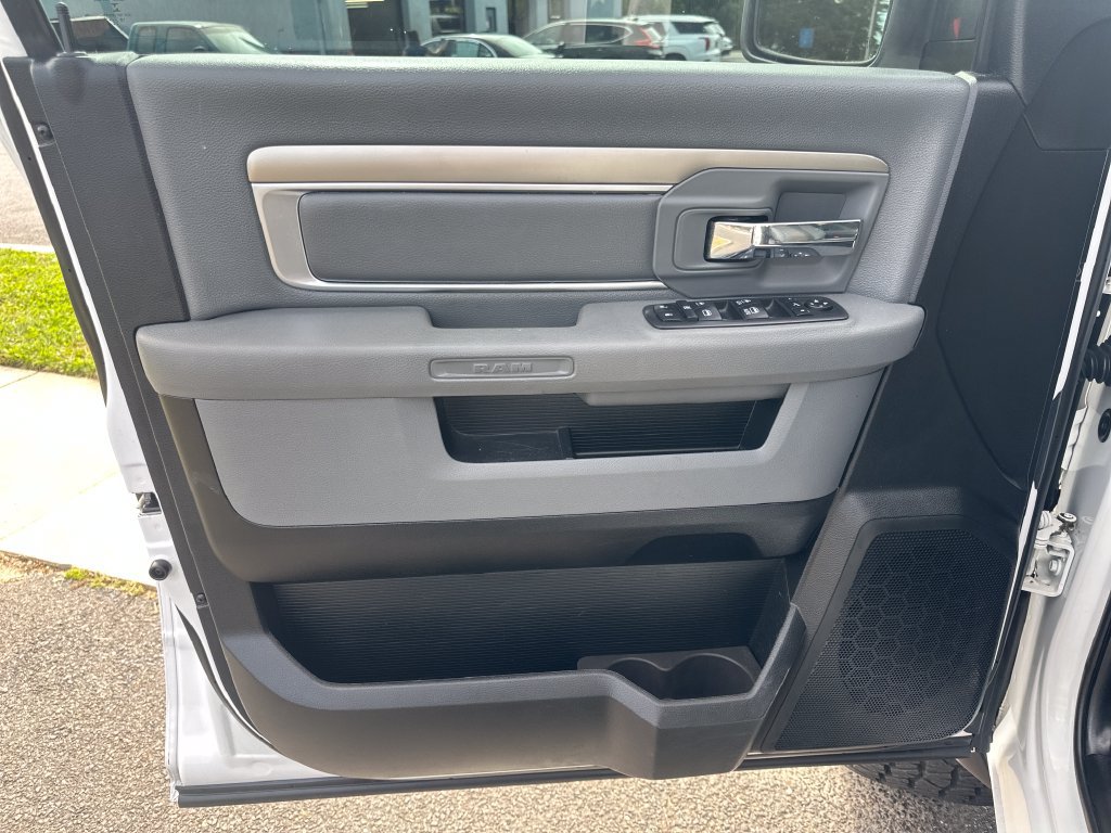 Used 2019 RAM 1500 Warlock AWD/4WD image 11