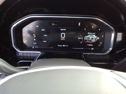 New 2026 GMC Sierra 1500 SLE image 10