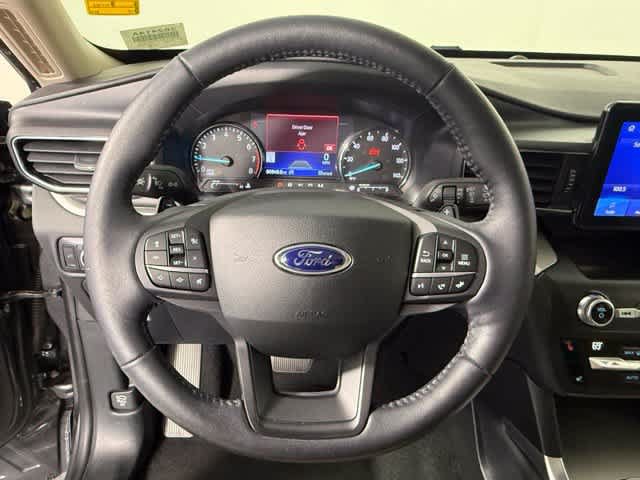 Used 2020 Ford Explorer XLT w/ Equipment Group 202A RWD image 17