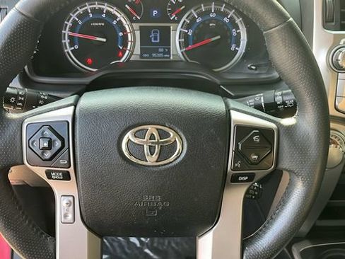 Used 2019 Toyota 4Runner SR5 RWD image 7