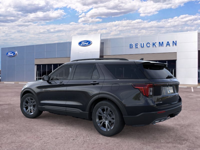 Used 2026 Ford Explorer Active w/ Active Comfort Package AWD/4WD image 6