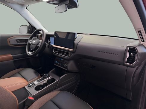 New 2026 Ford Bronco Sport Outer Banks w/ Outer Banks Tech Package+ AWD/4WD image 34