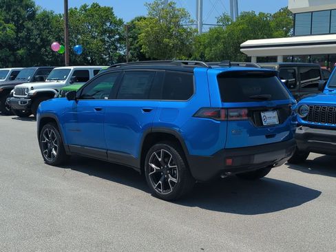 New 2026 Jeep Cherokee Overland w/ Advanced Pro Tech Group AWD/4WD image 5