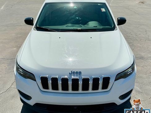 Used 2022 Jeep Cherokee Latitude Lux w/ Sun & Sound Group image 11