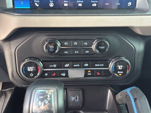 Used 2024 Ford Bronco Wildtrak AWD/4WD image 31