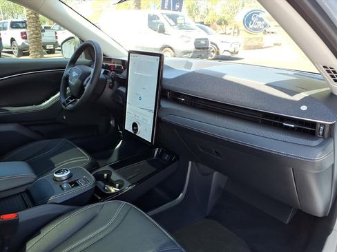 Certified 2024 Ford Mustang Mach-E Premium image 10