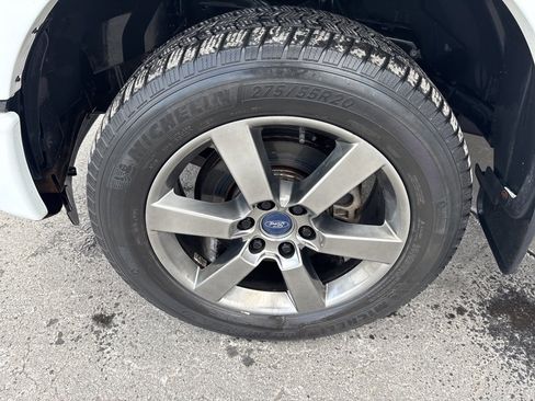 Used 2015 Ford F150 XLT w/ Equipment Group 302A Luxury image 11