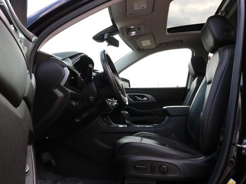 Used 2019 Chevrolet Traverse Premier w/ Redline Edition AWD/4WD image 22