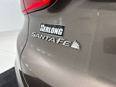 Used 2020 Hyundai Santa Fe Limited AWD/4WD image 10