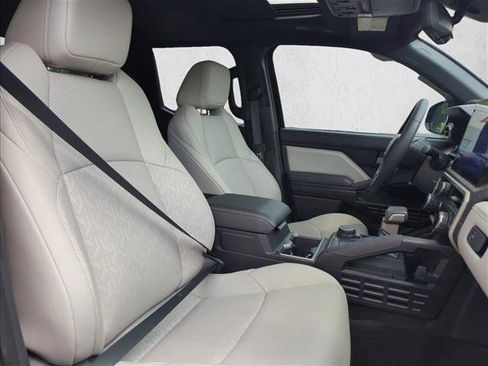 Certified 2025 Toyota Tacoma Limited AWD/4WD image 29