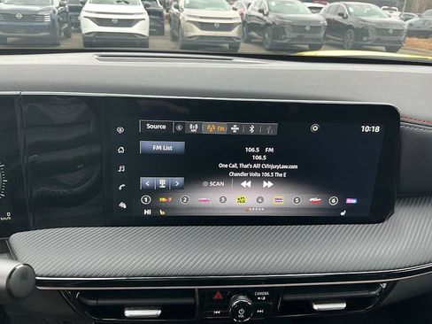 Certified 2025 Nissan Kicks SR w/ SR Premium Package image 17