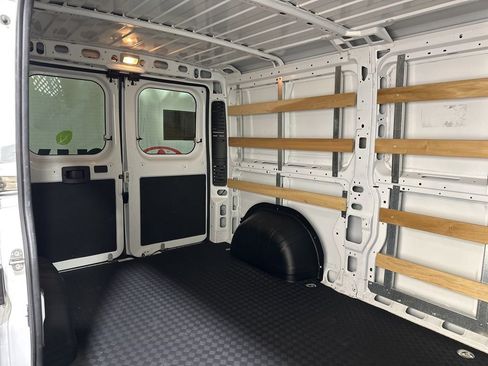 Used 2025 RAM ProMaster 2500 w/ U-Haul Equipment Group image 16