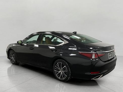 Certified 2025 Lexus ES 350 w/ Premium Package image 8