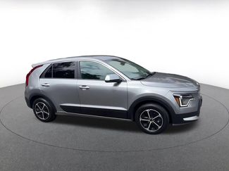 Used 2026 Kia Niro LX FWD video 2