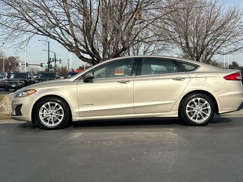Certified 2019 Ford Fusion SE image 5