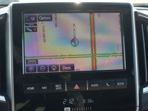 Used 2021 Toyota Land Cruiser image 7