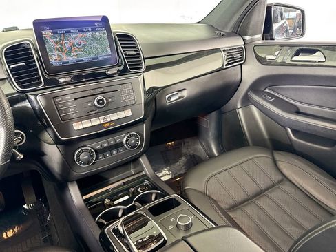 Used 2018 Mercedes-Benz GLE 350 w/ Premium 1 Package image 28