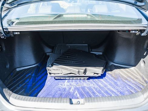 Used 2025 Honda Accord EX-L image 10