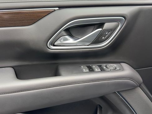 Used 2024 GMC Yukon SLE w/ Max Trailering Package image 15