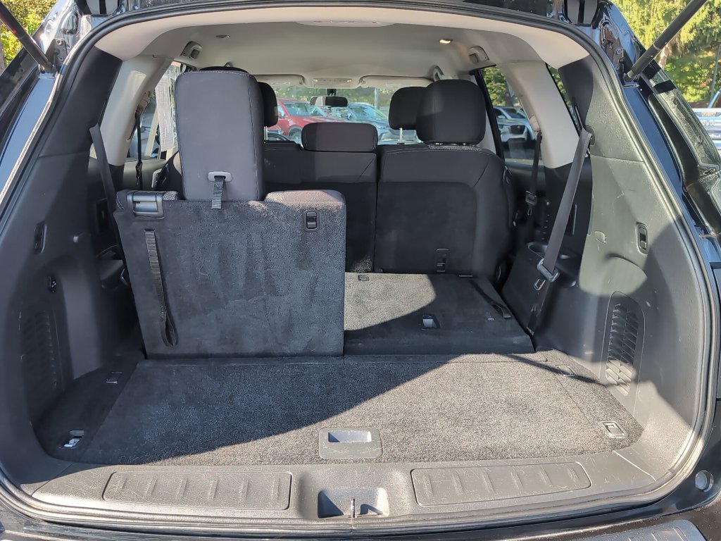 Used 2017 Nissan Pathfinder S AWD/4WD image 11