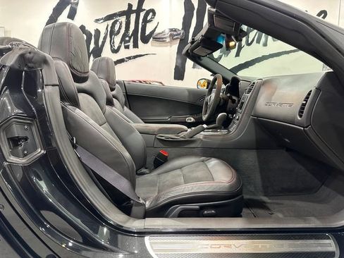 Used 2012 Chevrolet Corvette Grand Sport w/ 3LT Preferred Equipment Group RWD image 12