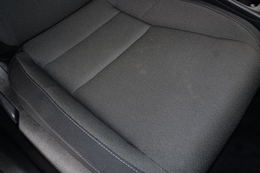Certified 2025 Honda CR-V EX image 20