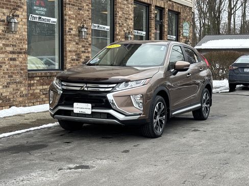 Used 2019 Mitsubishi Eclipse Cross SE image 1