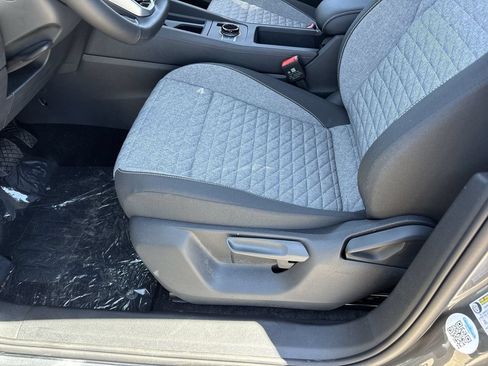 New 2026 Volkswagen Tiguan S FWD image 16