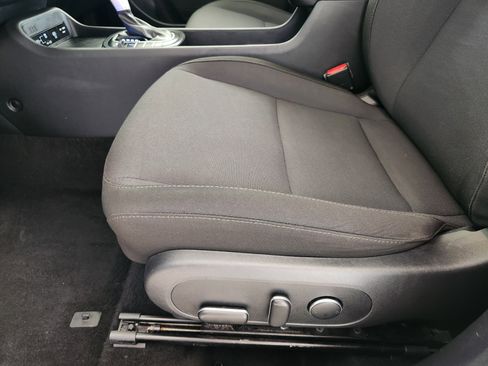 Used 2024 Hyundai Kona SEL AWD/4WD image 24