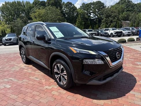 Used 2023 Nissan Rogue SV w/ SV Premium B Package FWD image 38