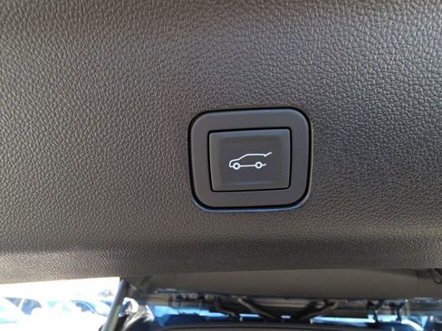 New 2026 Chevrolet Tahoe Premier w/ Sun And Tow Package AWD/4WD image 36