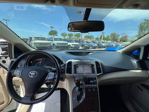 Used 2009 Toyota Venza image 15