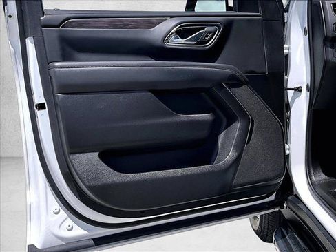 Used 2023 Chevrolet Tahoe LS RWD image 18