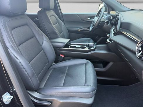 Used 2025 Chevrolet Equinox LT w/ Convenience Package II AWD/4WD image 15