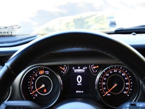 Used 2020 Jeep Wrangler Unlimited Freedom Edition image 26