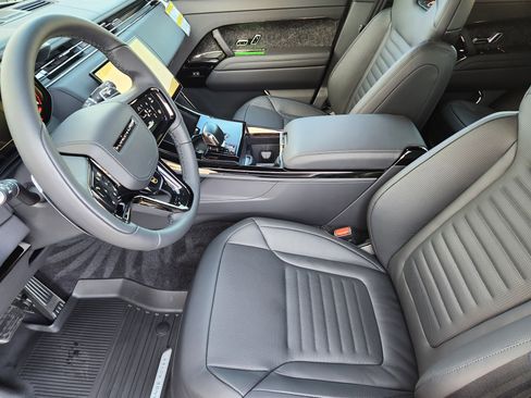 New 2026 Land Rover Range Rover Sport SV image 13