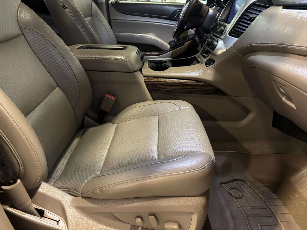Used 2018 GMC Yukon SLT w/ Premium Edition AWD/4WD image 25