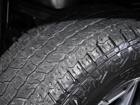 Used 2024 GMC Hummer EV 3X image 88