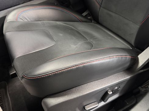 Used 2024 Ford Edge ST w/ Equipment Group 401A image 24