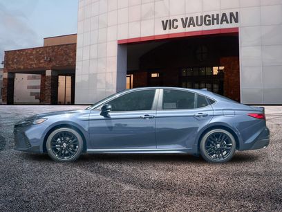 New 2026 Toyota Camry SE w/ Convenience Package