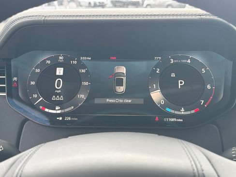 Used 2023 Land Rover Range Rover Long Wheelbase First Edition image 40