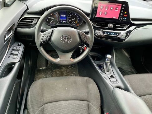 Used 2019 Toyota C-HR LE image 20