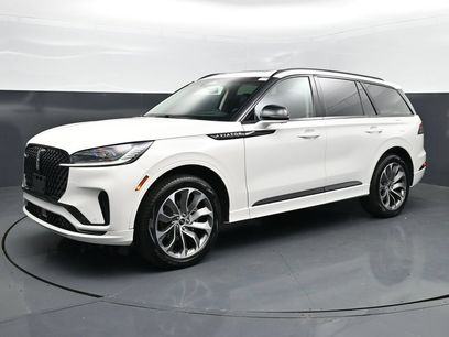 Used 2025 Lincoln Aviator AWD w/ Jet Appearance Package